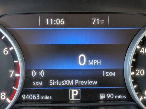 Used 2019 Nissan Murano S image 11