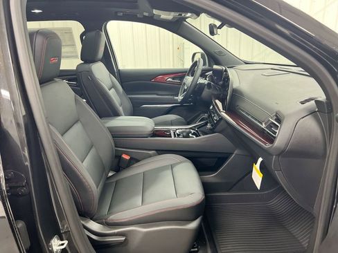 New 2026 Chevrolet Traverse Z71 w/ Enhanced Driving Package image 23