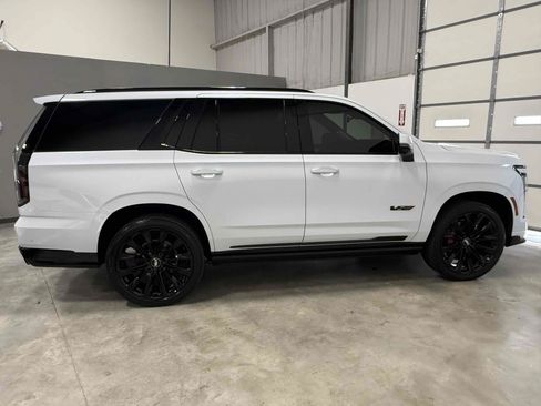 Used 2026 Cadillac Escalade V w/ LPO, ONYX Package AWD/4WD image 61
