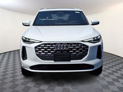 New 2026 Audi Q5 Premium Plus AWD/4WD image 2