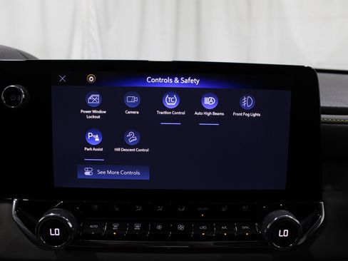 Used 2024 Chevrolet Colorado ZR2 w/ ZR2 Bison Edition image 16