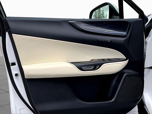 Used 2024 Lexus NX 250 FWD image 28