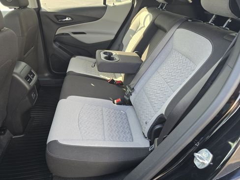 Used 2023 Chevrolet Equinox LS w/ LS Convenience Package FWD image 24