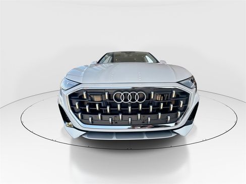 New 2025 Audi Q8 Premium Plus image 3