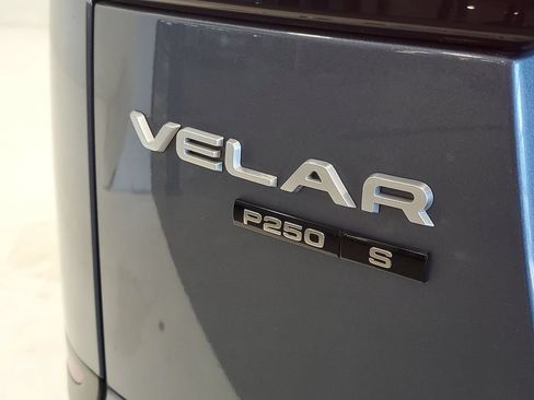 Used 2019 Land Rover Range Rover Velar S AWD/4WD image 7