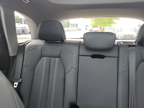 Used 2025 Audi Q5 Premium Plus AWD/4WD image 16