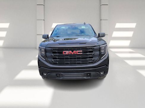 Used 2024 GMC Sierra 1500 Elevation image 2