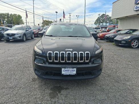 Used 2014 Jeep Cherokee Sport image 5