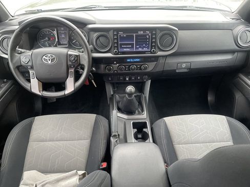 Certified 2021 Toyota Tacoma TRD Off-Road w/ Technology Package image 15