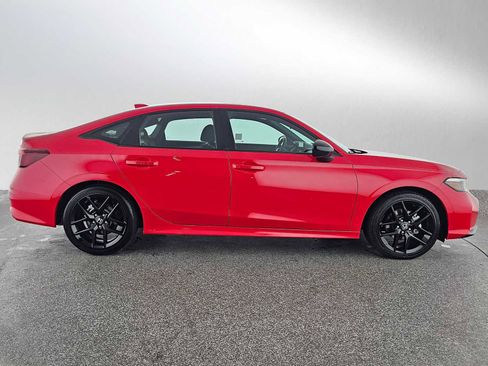 Used 2025 Honda Civic Sport image 2