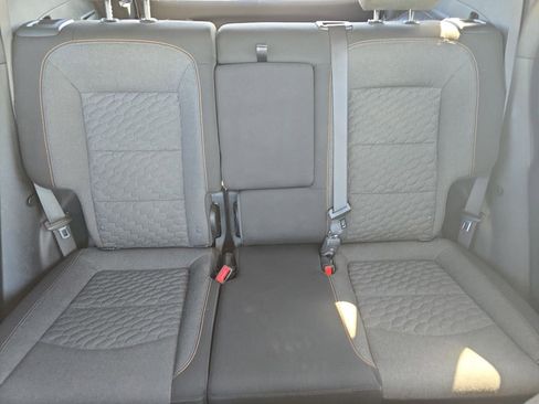 Used 2021 Chevrolet Equinox LT image 12