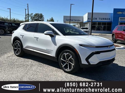 New 2026 Chevrolet Equinox EV LT image 1