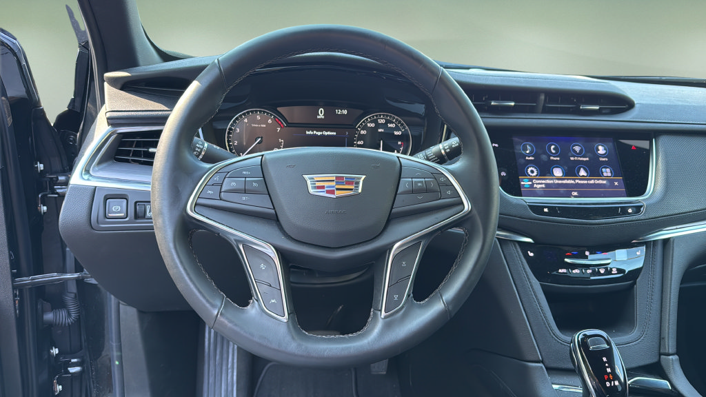 Certified 2025 Cadillac XT5 Luxury FWD image 28