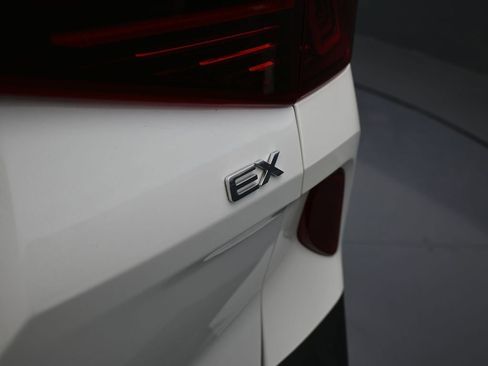 Used 2021 Kia Seltos EX image 35