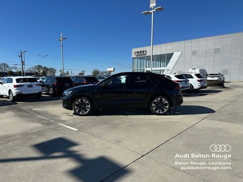 New 2026 Audi Q8 Premium Plus image 6