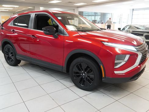 Used 2022 Mitsubishi Eclipse Cross LE AWD/4WD image 13