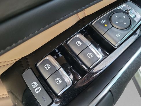 New 2026 Kia Sorento SX Prestige w/ Olive Brown Leather Package AWD/4WD image 13