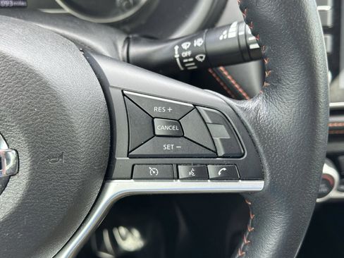 Certified 2019 Nissan Kicks SR w/ SR Premium Package FWD image 29