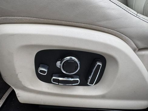 Used 2016 Jaguar XJ L Portfolio image 11