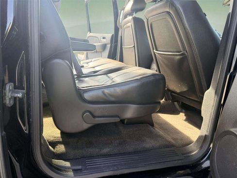 Used 2012 Chevrolet Suburban LT w/ Luxury Package image 19