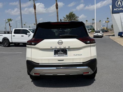 Used 2023 Nissan Rogue Platinum w/ Platinum Premium Package FWD image 16