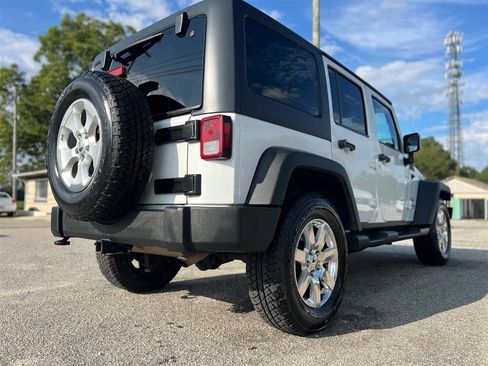 Used 2015 Jeep Wrangler Unlimited Sport w/ Quick Order Package 24S image 11