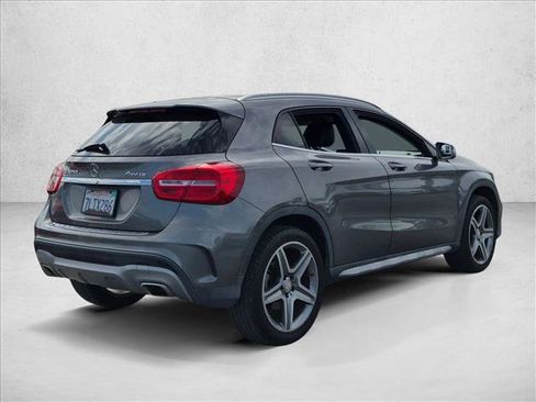 Used 2015 Mercedes-Benz GLA 250 4MATIC image 5