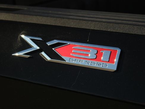 New 2026 GMC Sierra 1500 Elevation image 12