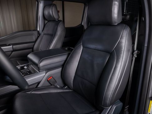 Used 2026 Ford F150 XLT w/ XLT Black Appearance Package AWD/4WD image 5