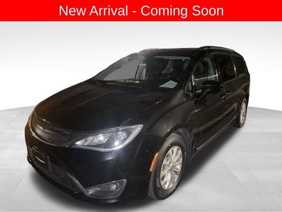 Used 2019 Chrysler Pacifica Touring-L