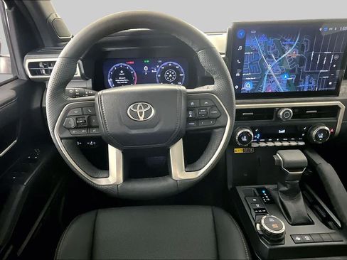 Used 2026 Toyota Tacoma Limited AWD/4WD image 6