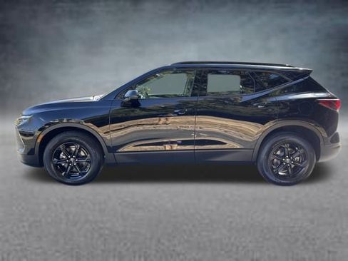 New 2025 Chevrolet Blazer LT w/ Convenience Package image 2