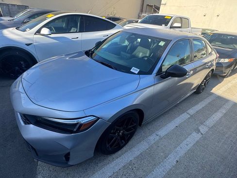 Used 2025 Honda Civic Sport image 2