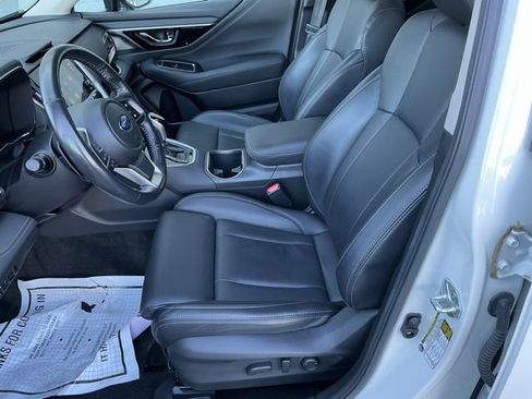 Used 2021 Subaru Outback Limited image 12
