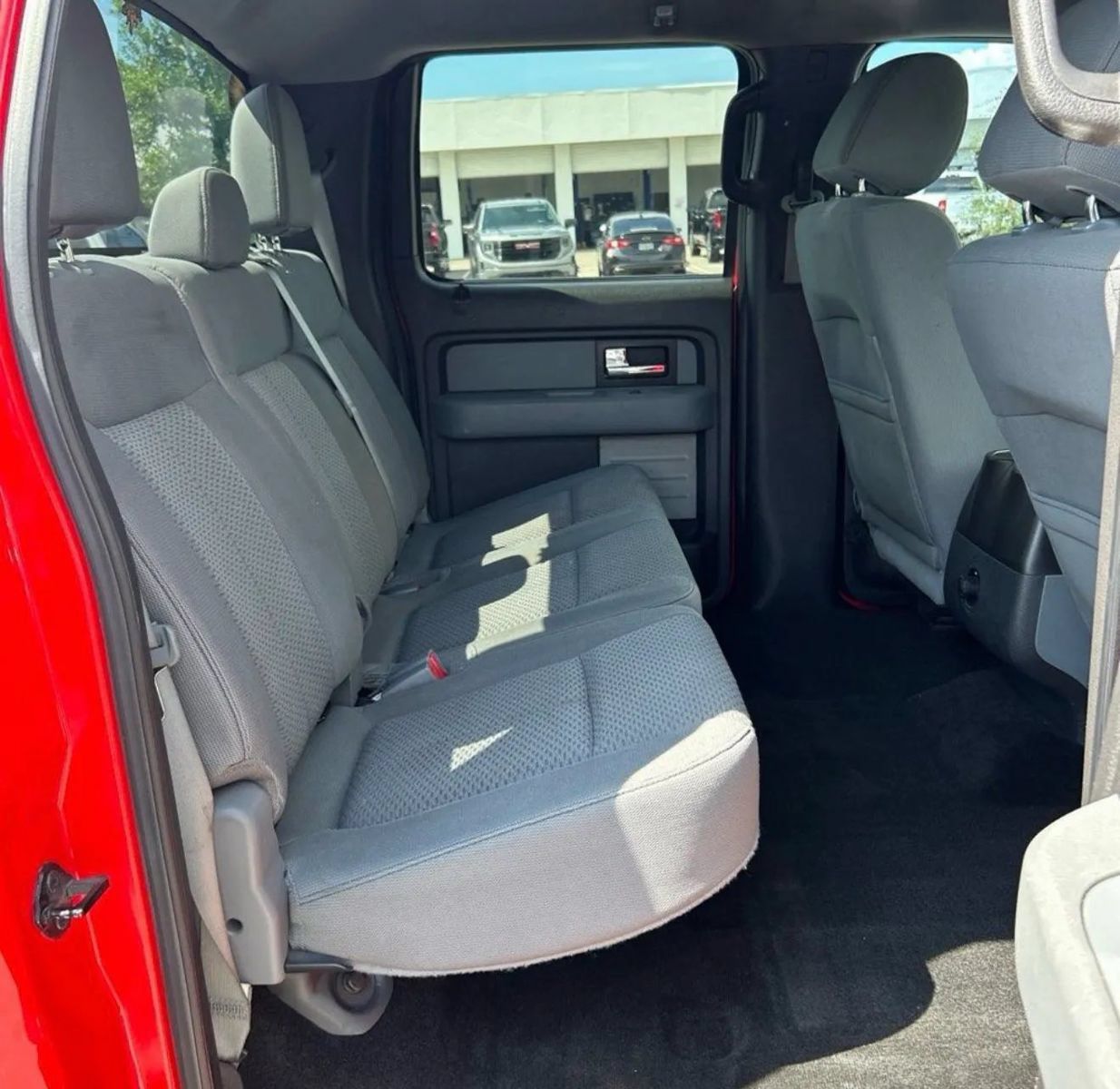 Used 2013 Ford F150 XLT w/ XLT Chrome Pkg AWD/4WD image 4