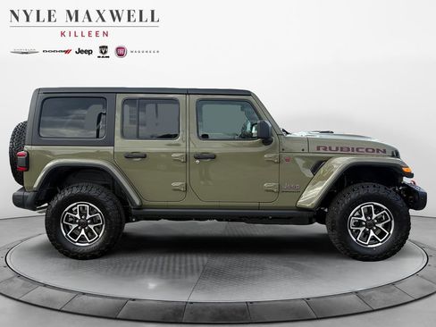 New 2026 Jeep Wrangler Unlimited Rubicon w/ Steel Bumper Group image 17