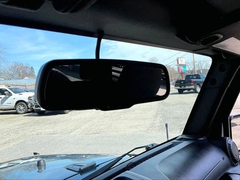 Used 2017 Jeep Wrangler Unlimited Sport w/ Quick Order Package 24S image 33