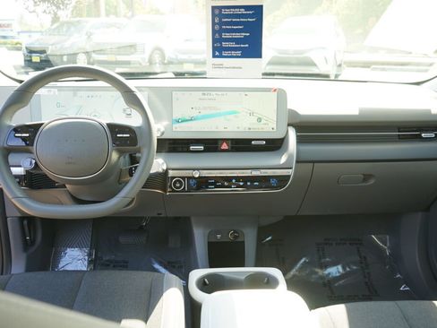 Certified 2024 Hyundai Ioniq 5 SE AWD/4WD image 19