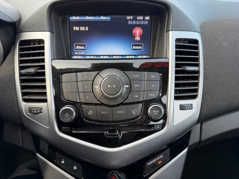 Used 2014 Chevrolet Cruze LT w/ All-Star Edition image 18