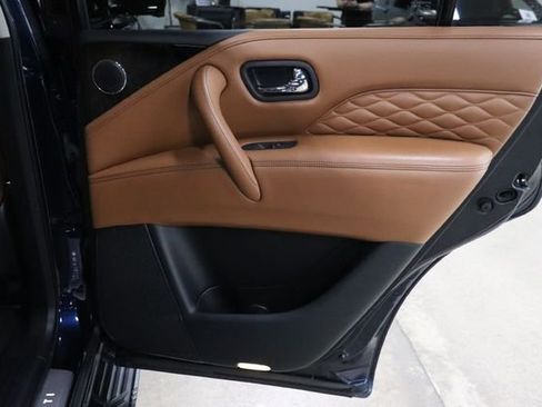 Used 2019 INFINITI QX80 Luxe w/ 22" Wheel Package RWD image 19