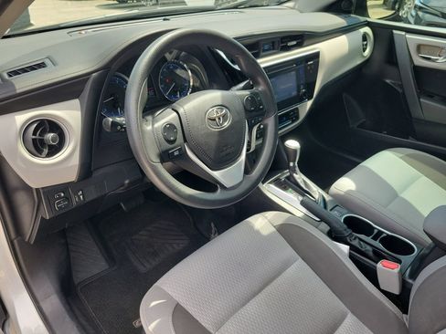 Used 2017 Toyota Corolla L FWD image 15