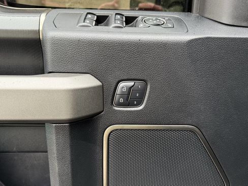 Used 2017 Ford F150 Raptor w/ Equipment Group 802A Luxury image 57