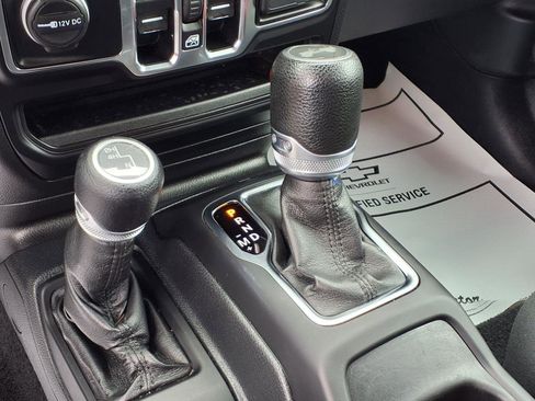 Used 2021 Jeep Wrangler Unlimited Sport image 10