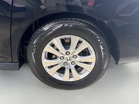 Used 2017 Honda Odyssey EX-L image 29