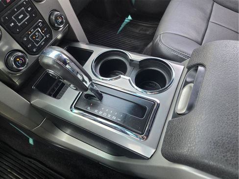 Used 2014 Ford F150 FX4 w/ Equipment Group 402A Luxury AWD/4WD image 17