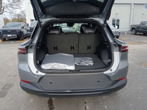 New 2026 Chevrolet Equinox EV LT image 22