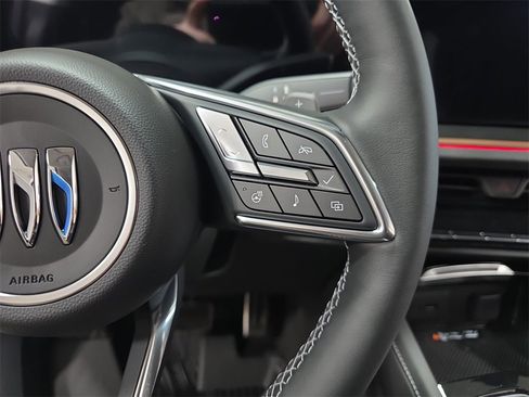 New 2026 Buick Envision Sport Touring image 18