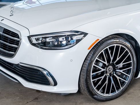 Used 2024 Mercedes-Benz S 580 4MATIC Sedan image 12