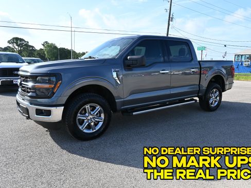 Used 2025 Ford F150 XLT w/ Equipment Group 301A Standard AWD/4WD image 7