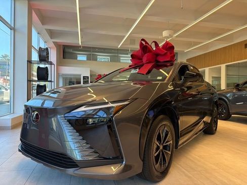 New 2026 Lexus RZ 450e AWD image 3